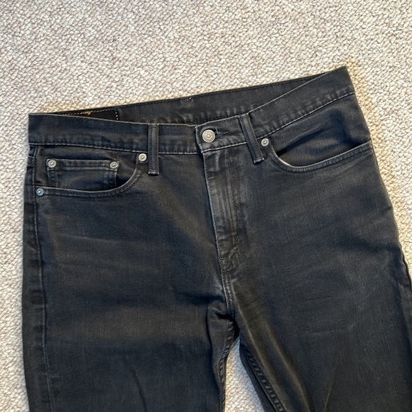 Great condition- Levi's 514 Men's Size 33x32 Black Denim Straight Fit Jeans - Picture 4 of 11